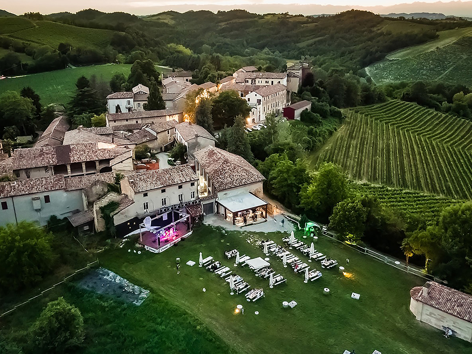 Bar Chiuso e Moleto visti dall'alto